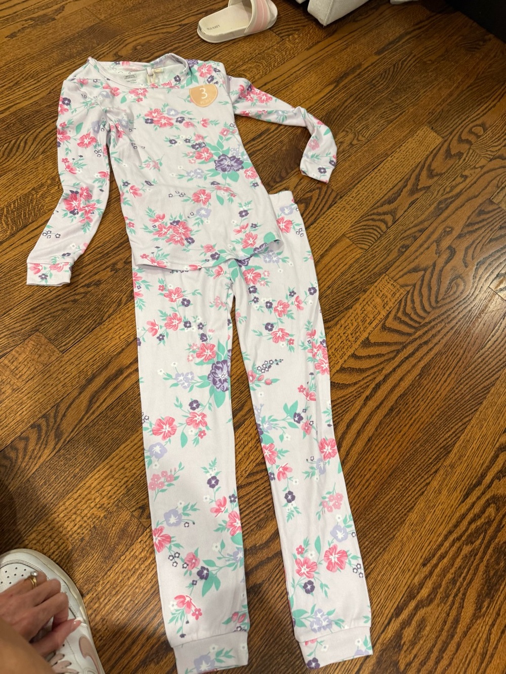 Jessica Simpson Girls Floral Long-Sleeve Pajama Set - White, Pink & Purple